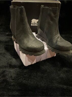 Sorel Joan of Arctic Wedge III Chelsea Size 10.5